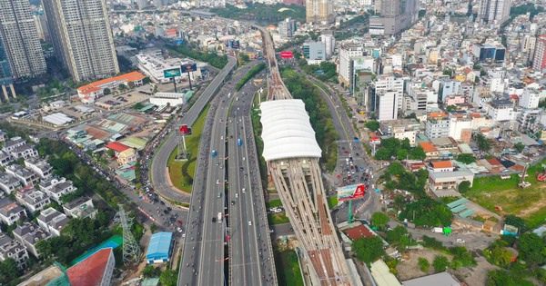 Chủ tịch Phan Văn Mãi: Quy hoạch TP HCM là đô thị đa trung tâm