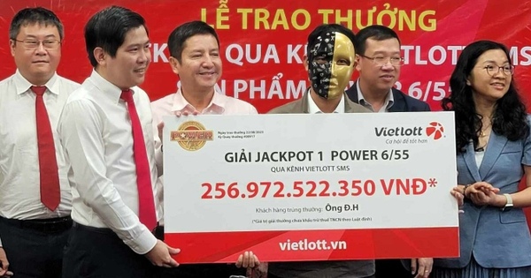 Một người từ Gia Lai nhận giải Jackpot 1 của Vietlott trị giá gần 257 tỉ đồng Một người từ Gia Lai nhận giải Jackpot 1 của Vietlott trị giá gần 257 tỉ đồng