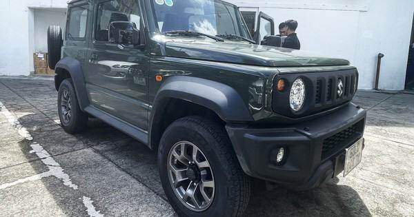 Suzuki Jimny ‘hét’ giá lên tới 900 triệu đồng, không hẹn ngày giao xe tại Việt Nam Suzuki Jimny ‘hét’ giá lên tới 900 triệu đồng, không hẹn ngày giao xe tại Việt Nam