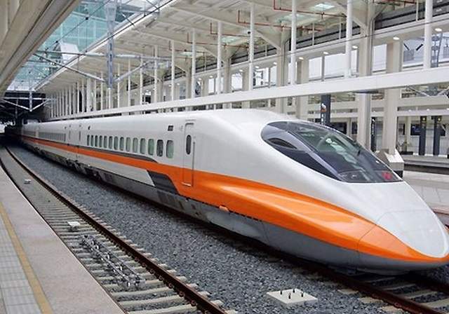 Thống nhất lấy ga Ngọc Hồi là điểm đầu tuyến đường sắt tốc độ cao Bắc- Nam Thống nhất lấy ga Ngọc Hồi là điểm đầu tuyến đường sắt tốc độ cao Bắc- Nam