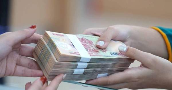 Khách thờ ơ không muốn vay, ngân hàng ‘đau đầu’ vì thừa tiền