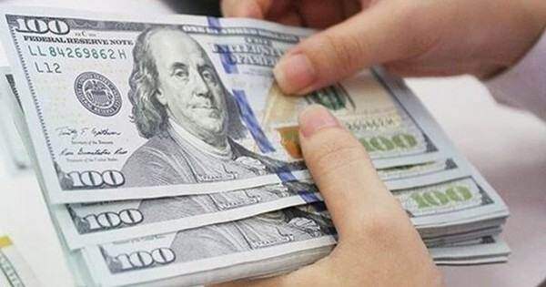Tỷ giá USD giảm mạnh, mất mốc 24.500 đồng tại Vietcombank