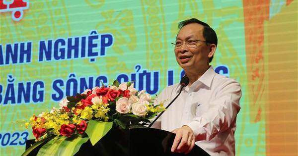 ‘Chữa bệnh thừa tiền’ trong hệ thống ngân hàng