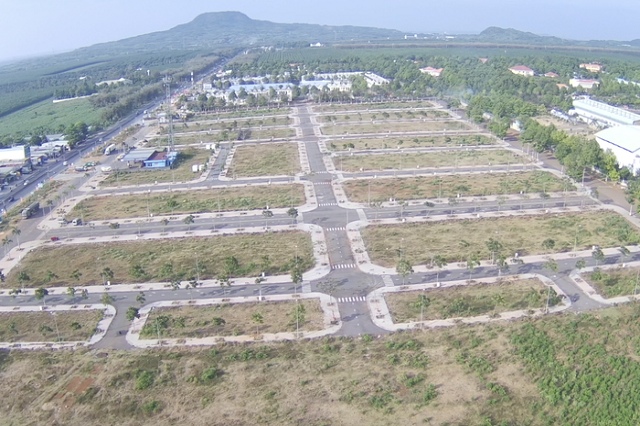 Tòa trả hồ sơ lần 4 vụ phân lô bán nền tại Công ty Phú Việt Tín của ông Đặng Phước Dừa
