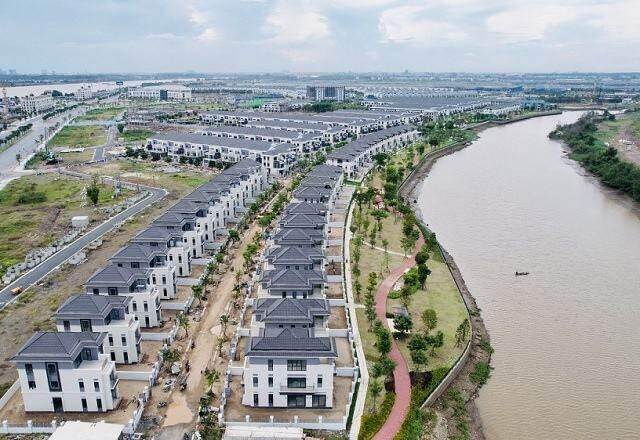 Chính phủ yêu cầu tập trung tháo gỡ khó khăn, vướng mắc của các dự án bất động sản