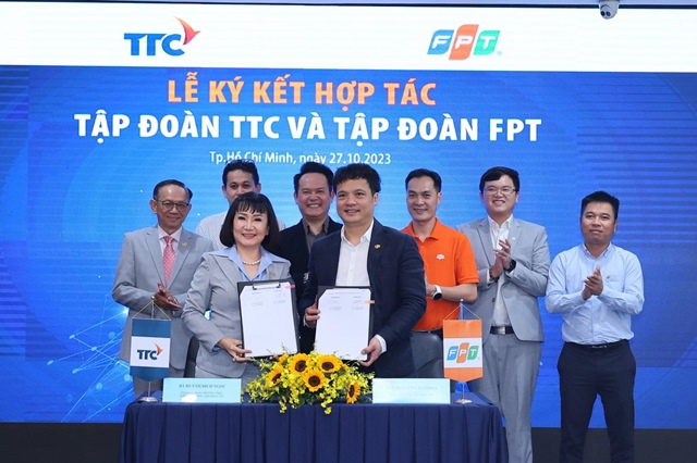 Cú bắt tay của hai “ông lớn” TTC và FPT mang lại lợi ích thiết thực cho cộng đồng
