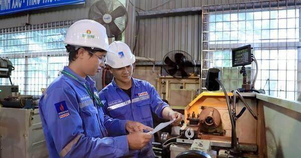 Đặt mục tiêu tăng trưởng không phải vì thành tích