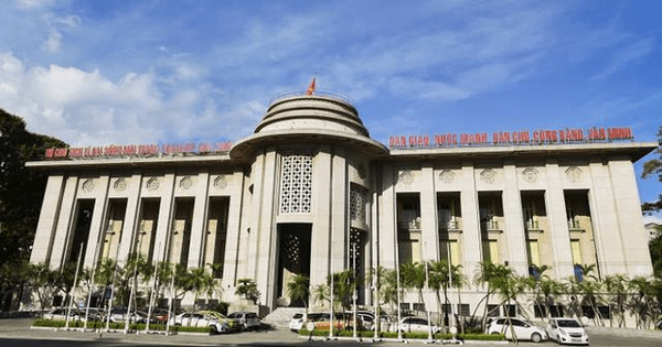 Lãi suất liên ngân hàng giảm sâu, NHNN tăng quy mô tín phiếu phát hành lên 20.000 tỷ trong phiên 12/10