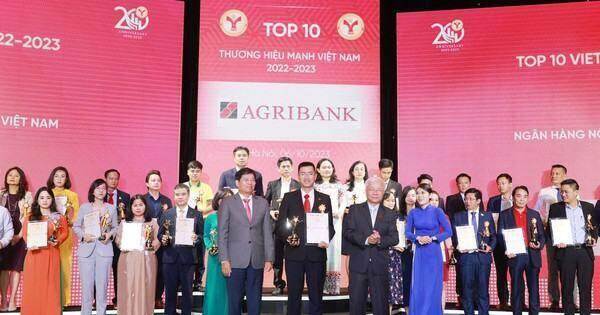 Agribank được vinh danh Top 10 thương hiệu mạnh Việt Nam 2023