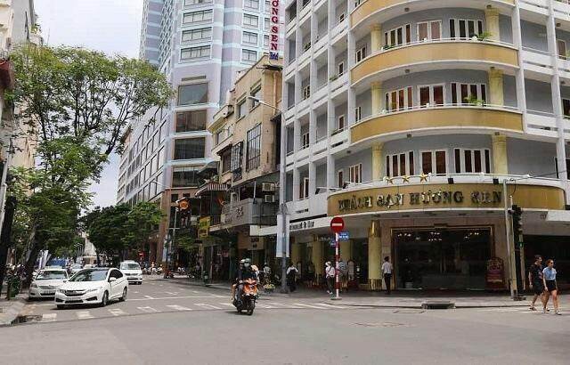 C&W: Giá thuê mặt bằng bán lẻ đường Đồng Khởi đắt thứ 13 thế giới