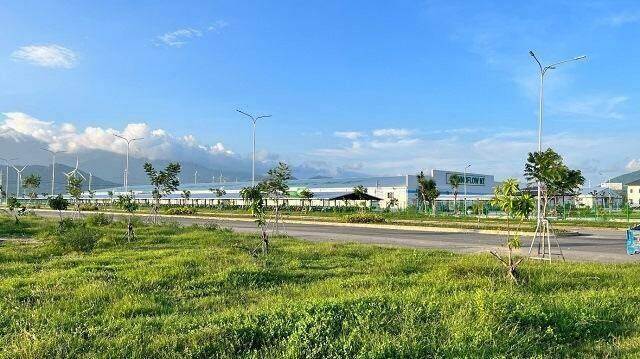 Hơn 1,000 tỷ đồng “chảy về” khu công nghiệp Du Long