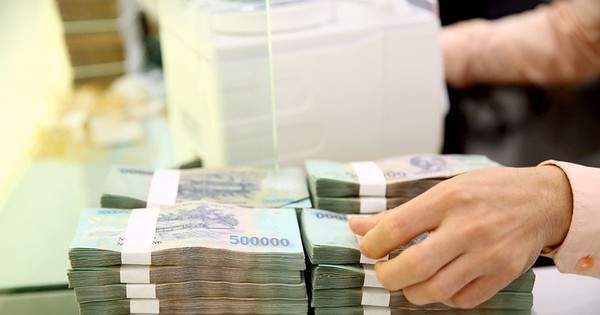 Lãi suất ‘hạ nhiệt’, có nên vay tiền mua nhà lúc này?