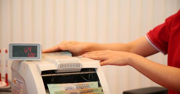 Doanh nghiệp than lãi suất cho vay còn cao, ngân hàng nói khó giảm thêm