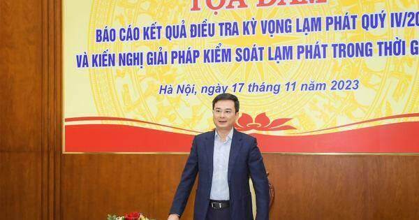 Có lẽ chưa bao giờ lãi suất ngắn hạn của đồng USD lại cao hơn lãi suất VND như năm nay