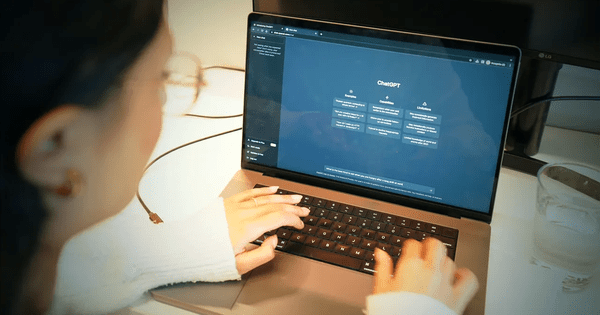 10 công cụ AI được sử dụng nhiều nhất trong năm 2023 10 công cụ AI được sử dụng nhiều nhất trong năm 2023