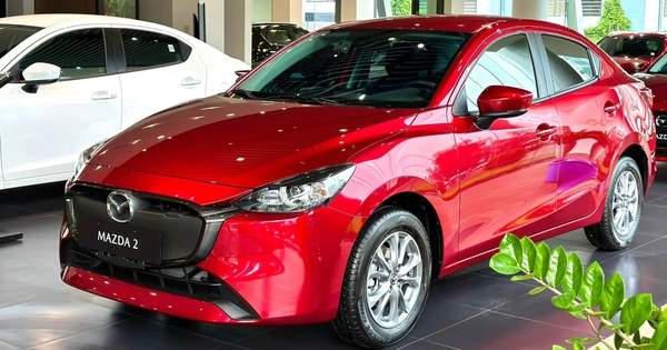 Giá Mazda2 bản sedan giảm, biến thể hatchback tăng 33 triệu đồng Giá Mazda2 bản sedan giảm, biến thể hatchback tăng 33 triệu đồng