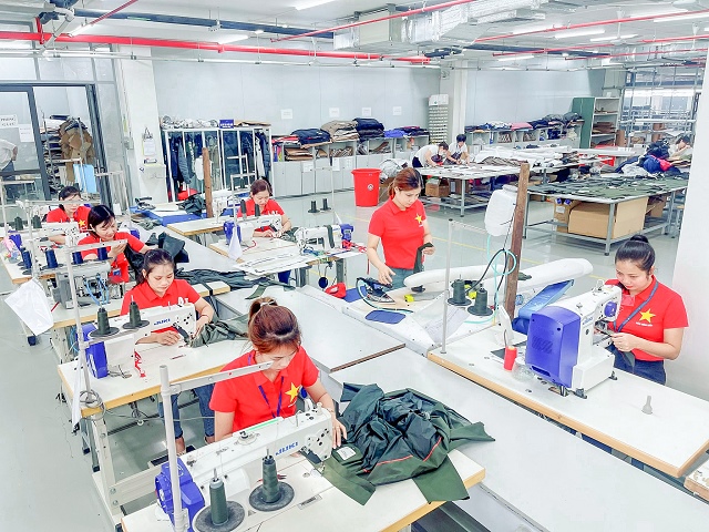 HTG bị phạt hành chính lần thứ 4 trong tháng dù mới chuyển sàn HOSE HTG bị phạt hành chính lần thứ 4 trong tháng dù mới chuyển sàn HOSE