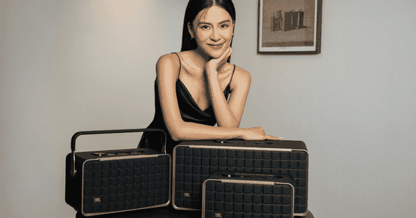 Hà Nhi: JBL Authentics 300, một chiếc loa ‘gu tui’ Hà Nhi: JBL Authentics 300, một chiếc loa ‘gu tui’