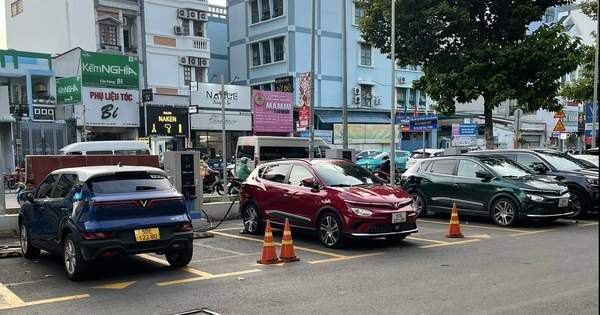 Người dùng Việt Nam đang quen dần với xe điện Người dùng Việt Nam đang quen dần với xe điện