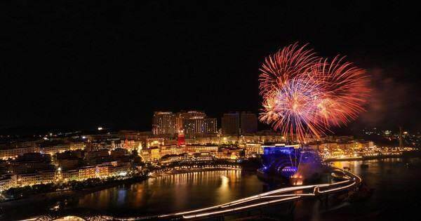 Phú Quốc, Tây Ninh bắn pháo hoa dịp Tết Dương lịch 2024 Phú Quốc, Tây Ninh bắn pháo hoa dịp Tết Dương lịch 2024