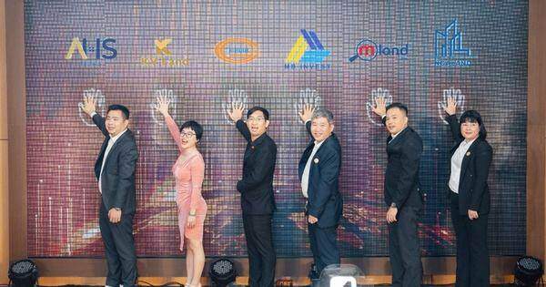 Sôi động, bùng nổ tại lễ kick off dự án Him Lam Thường Tín Sôi động, bùng nổ tại lễ kick off dự án Him Lam Thường Tín