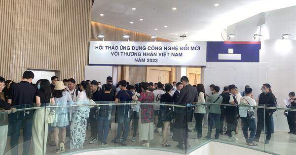 Hàng chục sàn Forex “núp bóng” hội thảo công nghệ tại TP HCM để chào mời khách