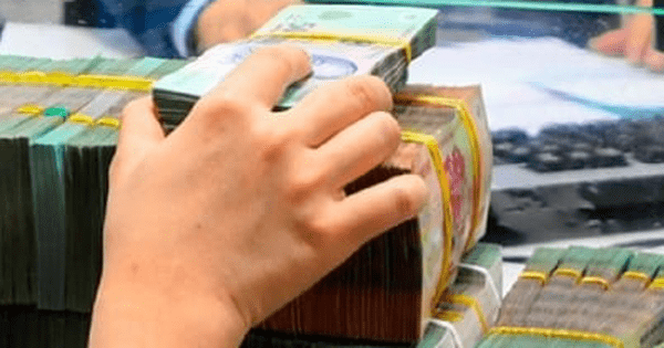 Có 200 triệu đồng nên cho vay lấy lãi hay gửi ngân hàng?