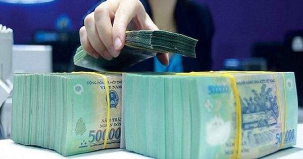 Loay hoay tìm kênh đầu tư mới khi lãi suất huy động chạm đáy