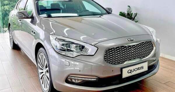 Có nên mua Kia Quoris ‘tồn kho’ 7 năm tại Việt Nam?