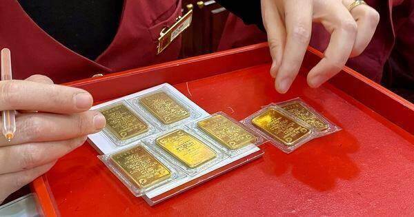 ‘Nếu tiếp tục độc quyền vàng miếng SJC thì phải gia tăng Quỹ Dự trữ vàng’