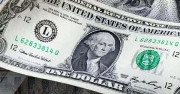 Giá USD ‘chợ đen’ hạ nhiệt sau nhiều ngày leo dốc