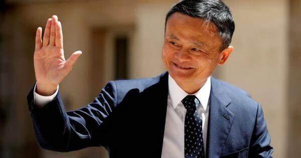Người là “Vua Midas”, người từng “đam mê” rửa bát cho vợ