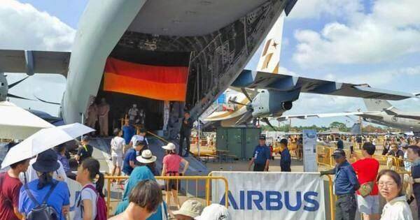 Khách Trung Quốc tố bị phân biệt đối xử, cấm “tiếp cận” máy bay quân sự Airbus của Đức