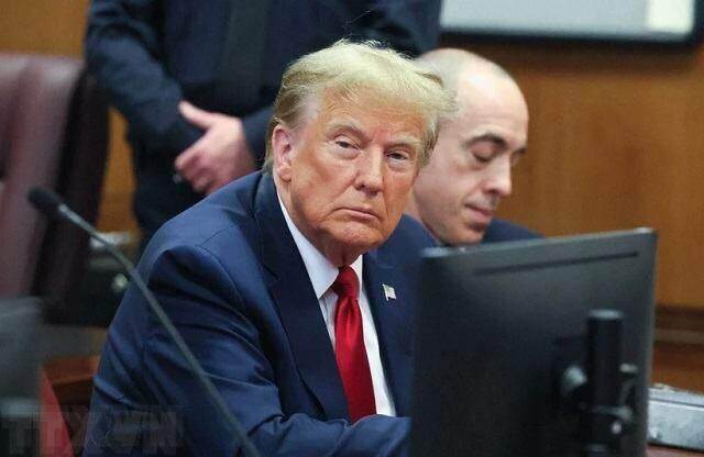 Cựu Tổng thống Mỹ Donald Trump bị phạt gần 355 triệu USD do gian dối về tài sản