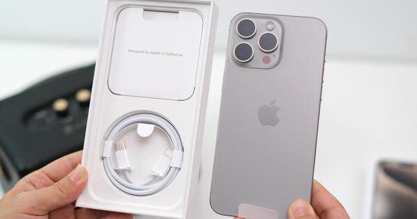 iPhone 15 Pro Max bất ngờ xuống dưới 30 triệu đồng