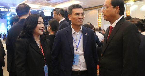 Bà Rịa – Vũng Tàu trao giấy chứng nhận đầu tư hàng loạt dự án ‘khủng’ Bà Rịa – Vũng Tàu trao giấy chứng nhận đầu tư hàng loạt dự án ‘khủng’