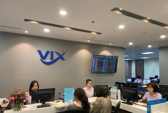 Chứng khoán VIX lên kế hoạch lãi trước thuế 2024 tăng 10%, chào bán gần 636 triệu cp tăng vốn điều lệ Chứng khoán VIX lên kế hoạch lãi trước thuế 2024 tăng 10%, chào bán gần 636 triệu cp tăng vốn điều lệ