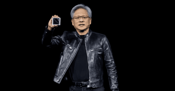 Nvidia ra mắt chip AI ‘mạnh nhất thế giới’, nhanh gấp 30 lần phiên bản cũ Nvidia ra mắt chip AI ‘mạnh nhất thế giới’, nhanh gấp 30 lần phiên bản cũ