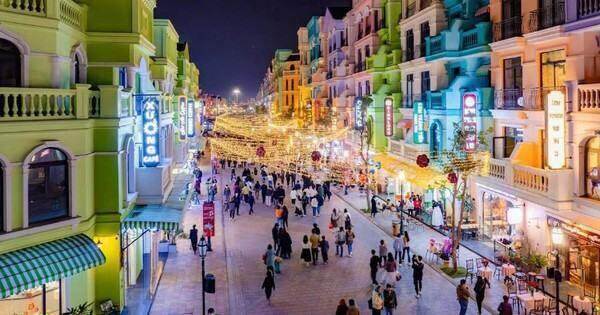 Siêu quần thể đô thị đầu tiên và duy nhất tại Việt Nam bắn pháo hoa mỗi tối