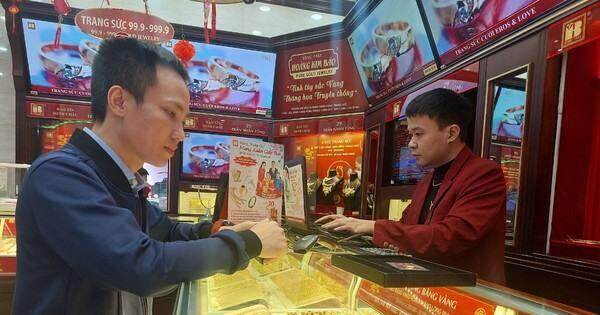 Bộ Tài chính ‘bác’ đề xuất tính thuế VAT khi mua bán vàng
