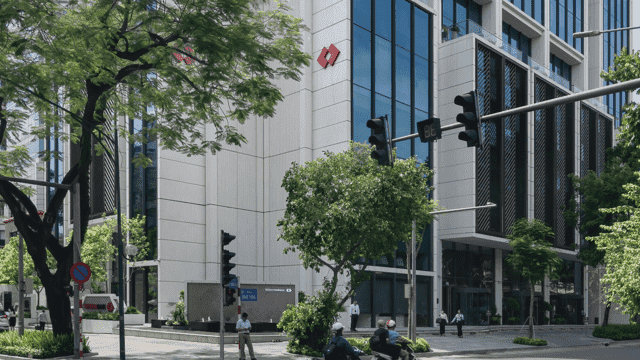 Duy trì CAR 14-15%, Techcombank tiếp tục kinh doanh vững chắc, mang lại giá trị vượt trội cho cổ đông Duy trì CAR 14-15%, Techcombank tiếp tục kinh doanh vững chắc, mang lại giá trị vượt trội cho cổ đông