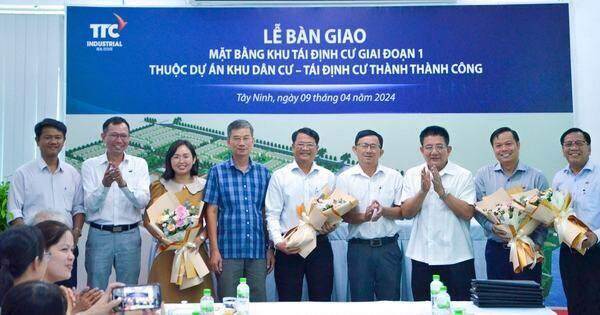 Bàn giao mặt bằng khu tái định cư Thành Thành Công cho thị xã Trảng Bàng Bàn giao mặt bằng khu tái định cư Thành Thành Công cho thị xã Trảng Bàng