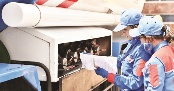 Loạt “ông lớn” xăng dầu bị ngân hàng siết nợ, rao bán tài sản hàng chục tỷ đồng Loạt “ông lớn” xăng dầu bị ngân hàng siết nợ, rao bán tài sản hàng chục tỷ đồng
