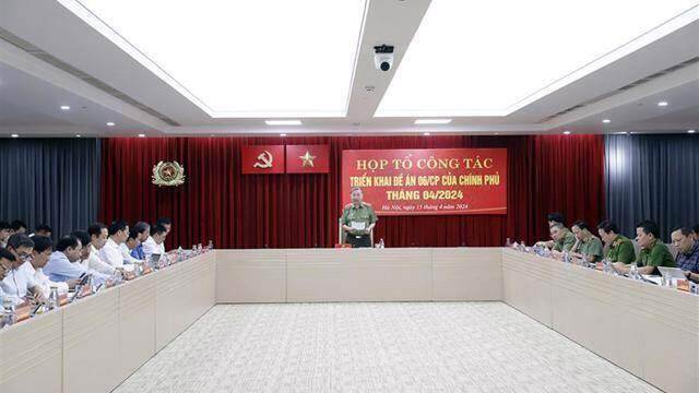 Người dân có thể bị thu hồi, tước Giấy phép lái xe trên VNeID