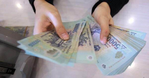 ‘Ông lớn’ giảm lãi suất, các ngân hàng cổ phần tăng nhẹ