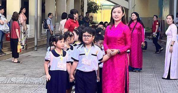 TP.HCM bắt đầu thực hiện học bạ số cho 132.000 học sinh lớp 1 TP.HCM bắt đầu thực hiện học bạ số cho 132.000 học sinh lớp 1