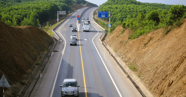 Thủ tướng chỉ đạo “nóng” ưu tiên ngân sách để mở rộng đường cao tốc 2 làn