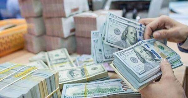 USD giằng co dưới mốc 104, tỷ giá trong nước “lao dốc” USD giằng co dưới mốc 104, tỷ giá trong nước “lao dốc”
