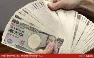 Đồng yen giảm xuống mức thấp kỷ lục mới