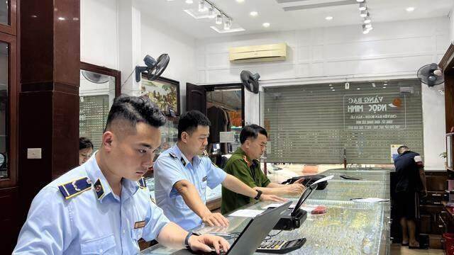 Thanh Hóa: Vi phạm trong sản xuất, kinh doanh vàng nhiều doanh nghiệp bị thu hồi giấy chứng Thanh Hóa: Vi phạm trong sản xuất, kinh doanh vàng nhiều doanh nghiệp bị thu hồi giấy chứng